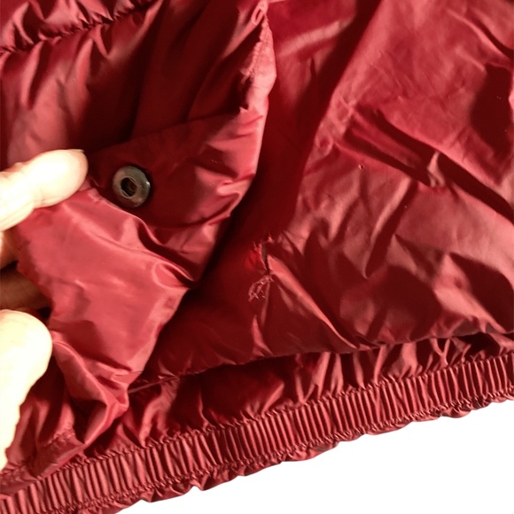 Banana Republic Puffy Jacket - Burgundy - Size  M - Picture 4 of 7